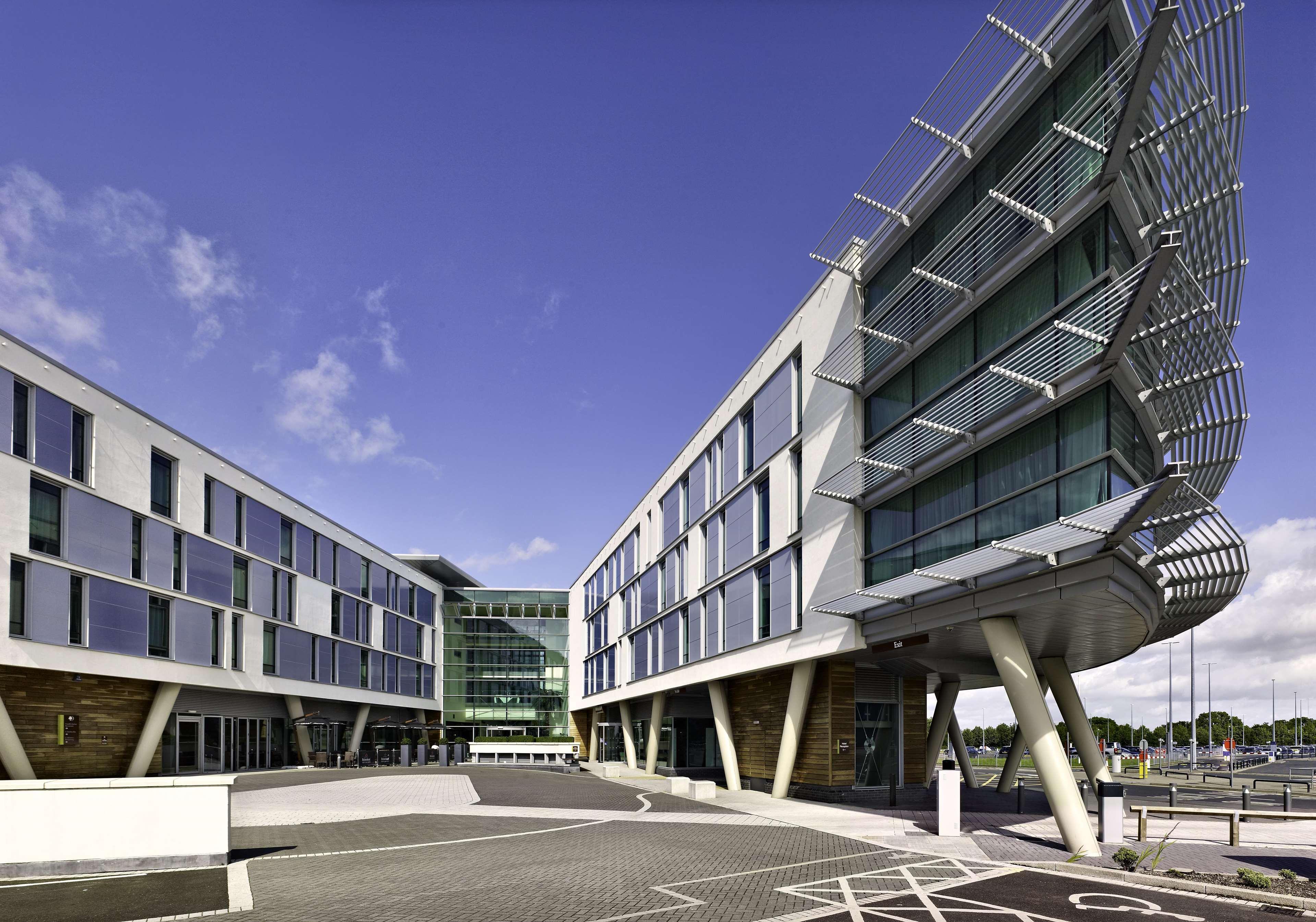 Doubletree By Hilton Hotel Newcastle International Airport Dış mekan fotoğraf