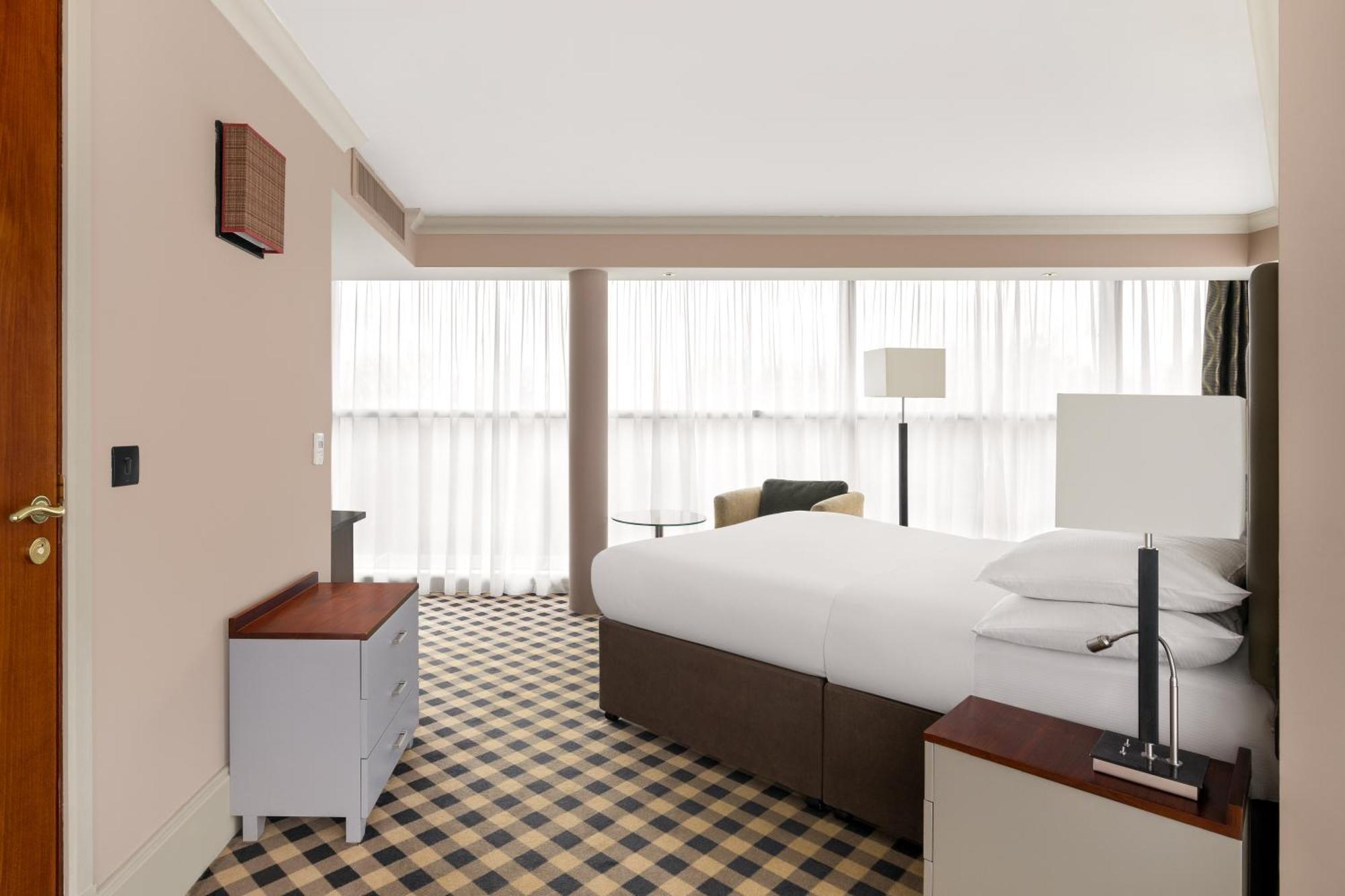 Doubletree By Hilton Hotel Newcastle International Airport Dış mekan fotoğraf