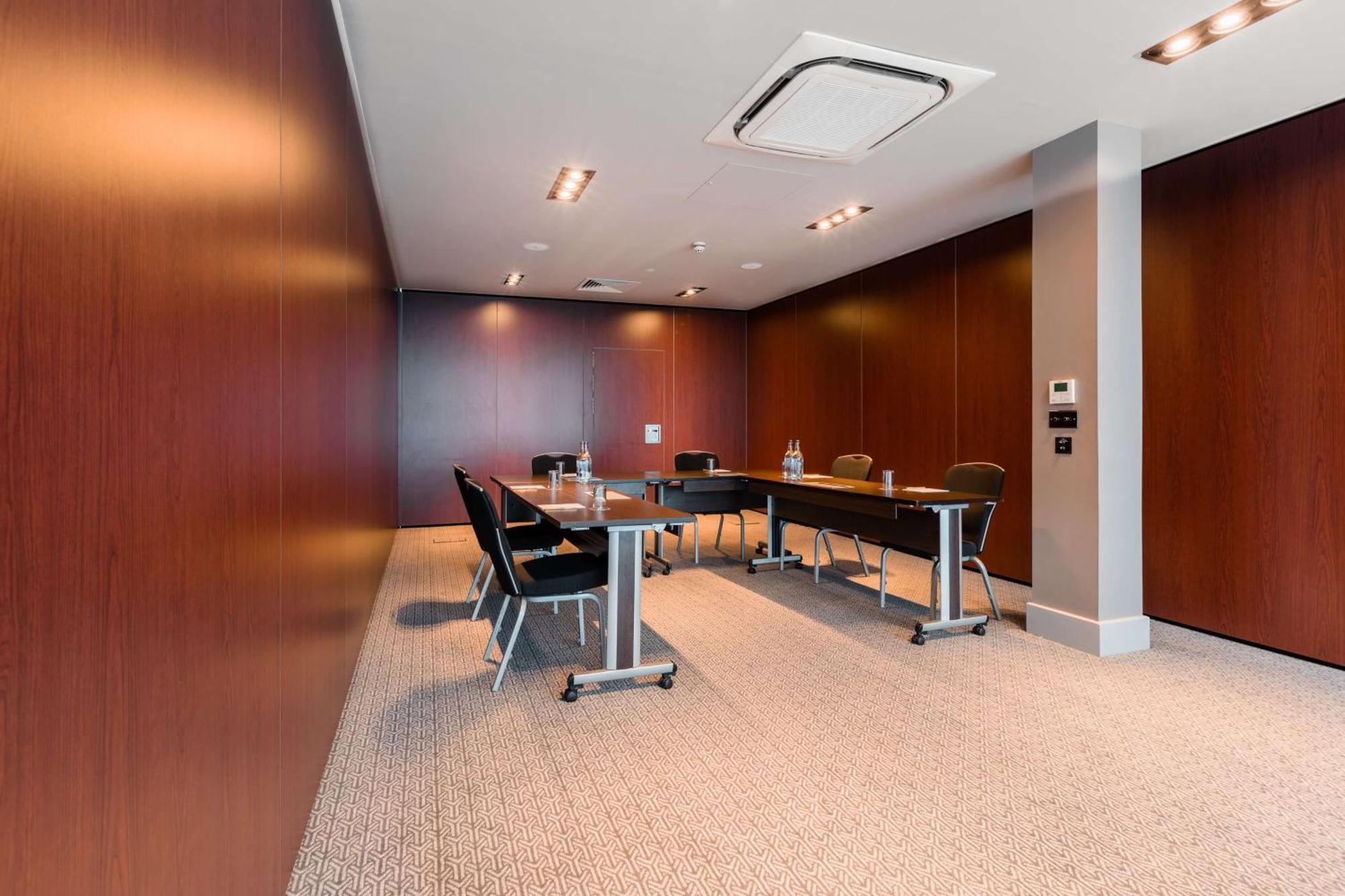 Doubletree By Hilton Hotel Newcastle International Airport Dış mekan fotoğraf