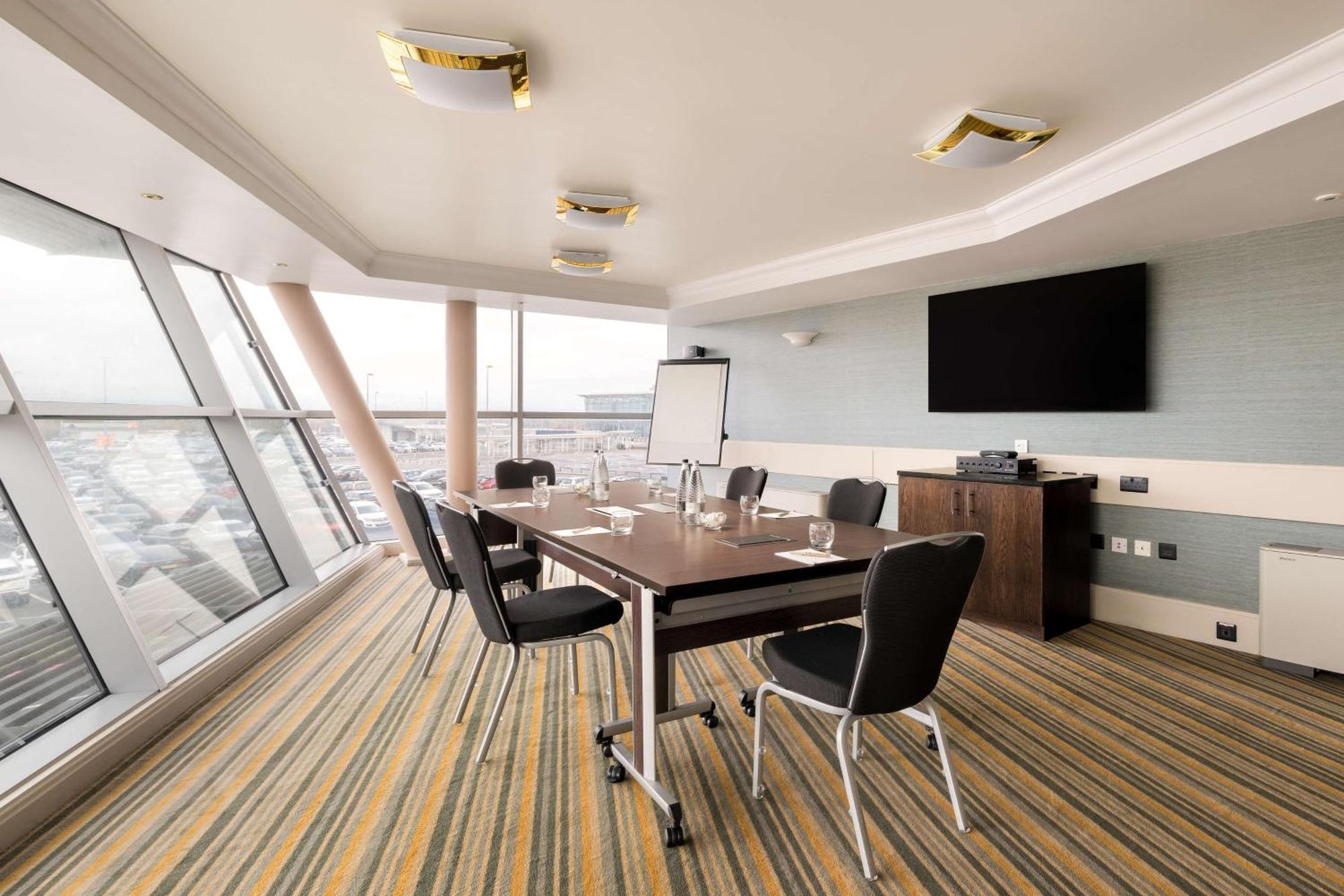 Doubletree By Hilton Hotel Newcastle International Airport Dış mekan fotoğraf