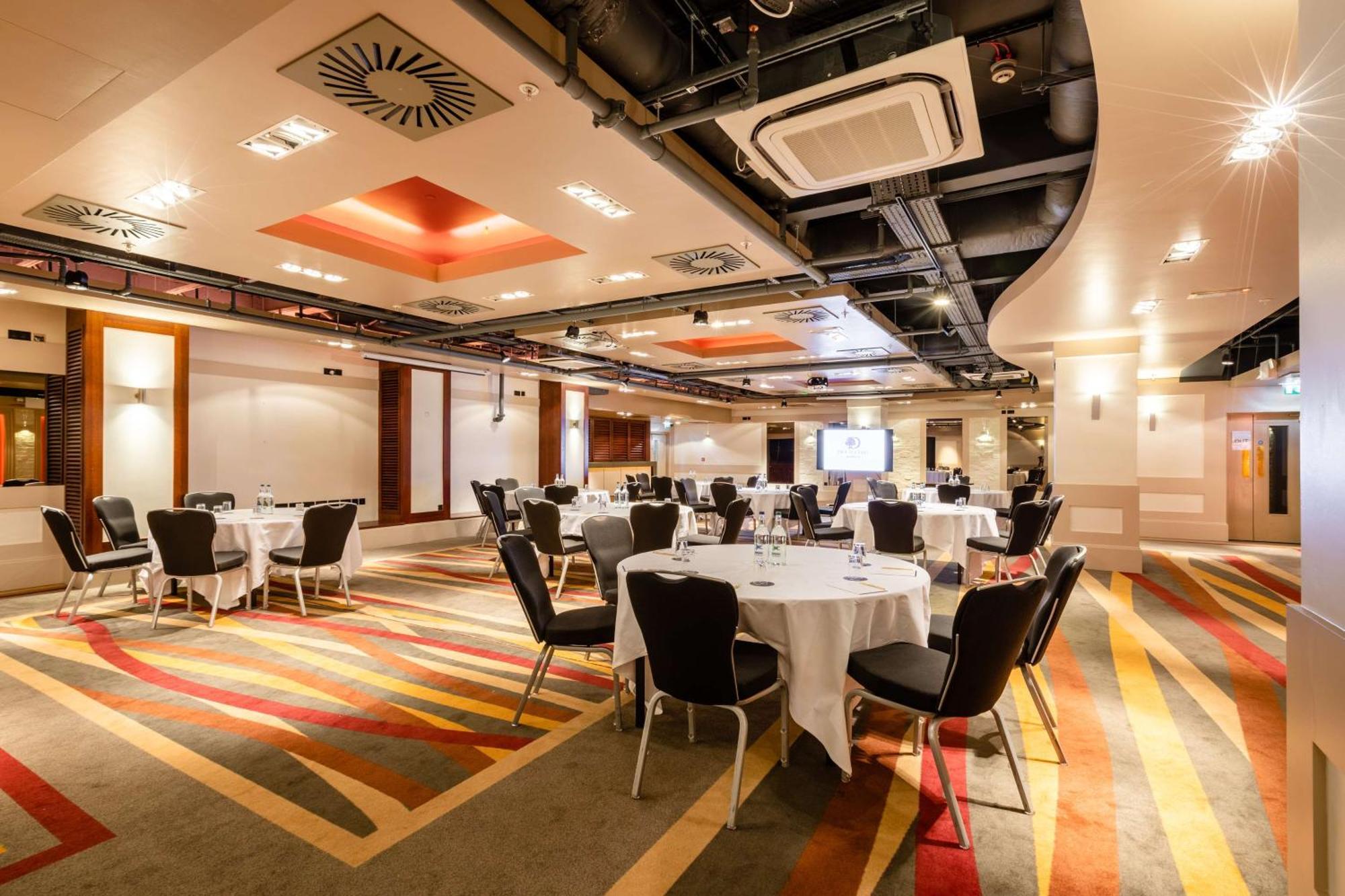 Doubletree By Hilton Hotel Newcastle International Airport Dış mekan fotoğraf