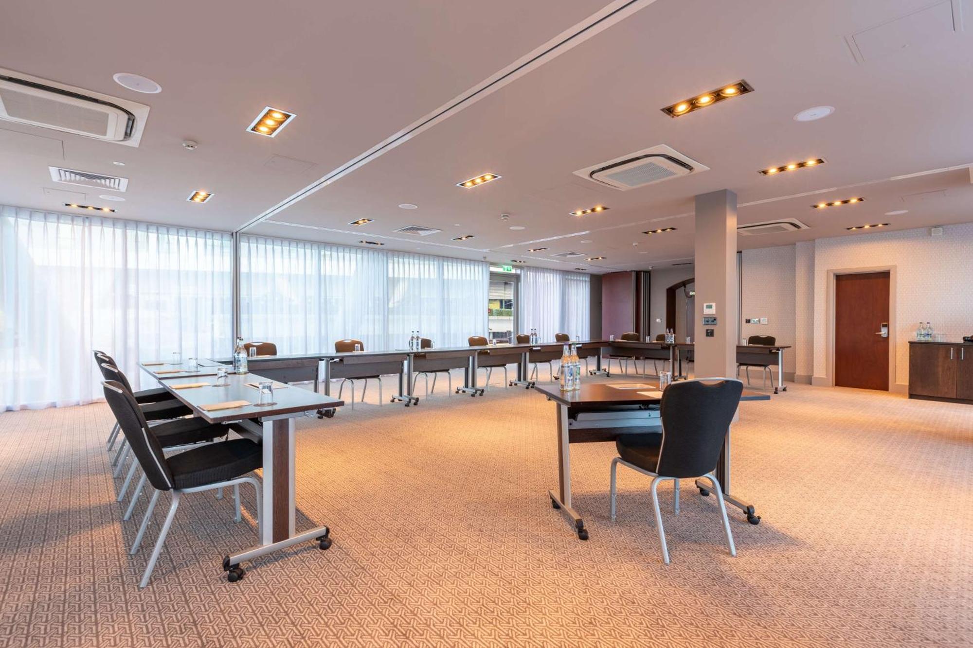 Doubletree By Hilton Hotel Newcastle International Airport Dış mekan fotoğraf