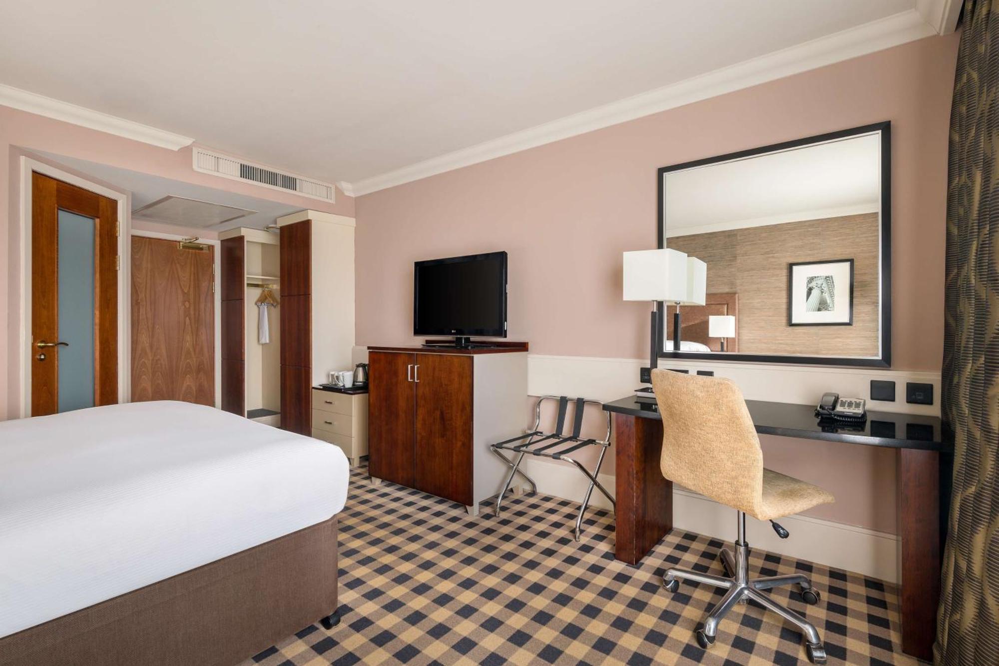 Doubletree By Hilton Hotel Newcastle International Airport Dış mekan fotoğraf